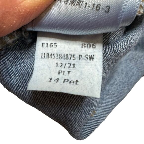 L.L. Bean Women's BeanFlex Skinny Leg Favorite Fit Denim Blue Jeans Size 14P - Picture 8 of 11